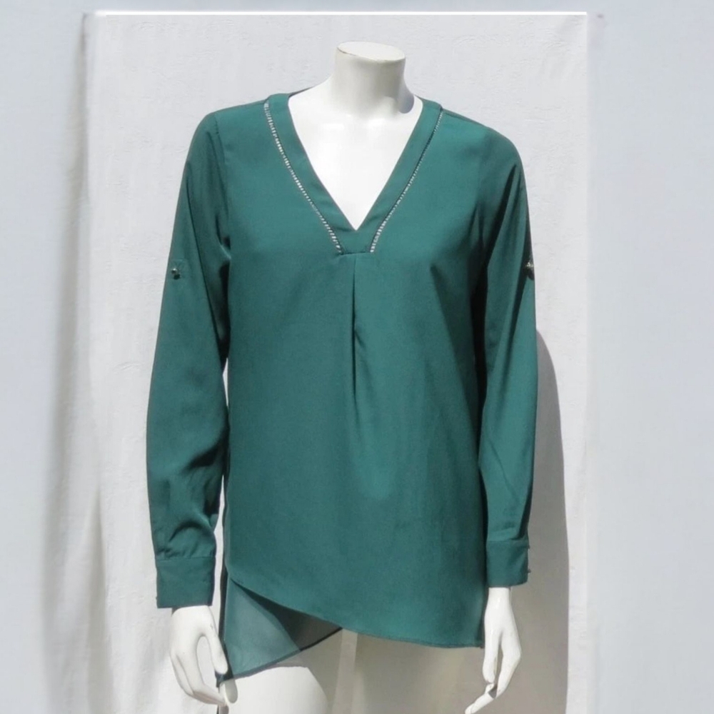 White House Black Market Long Sleeves Emerald Green V-Neck Blouse Size 6
